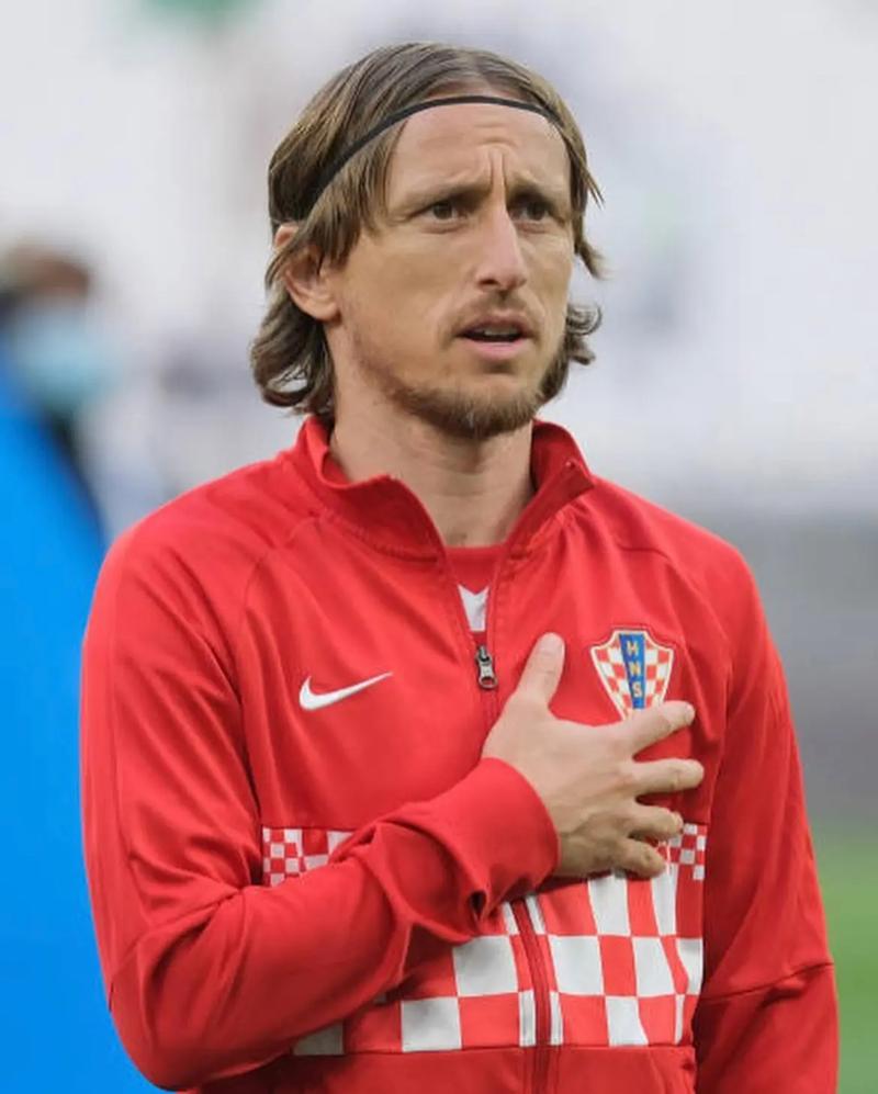 球迷：我们都在见证他的成长