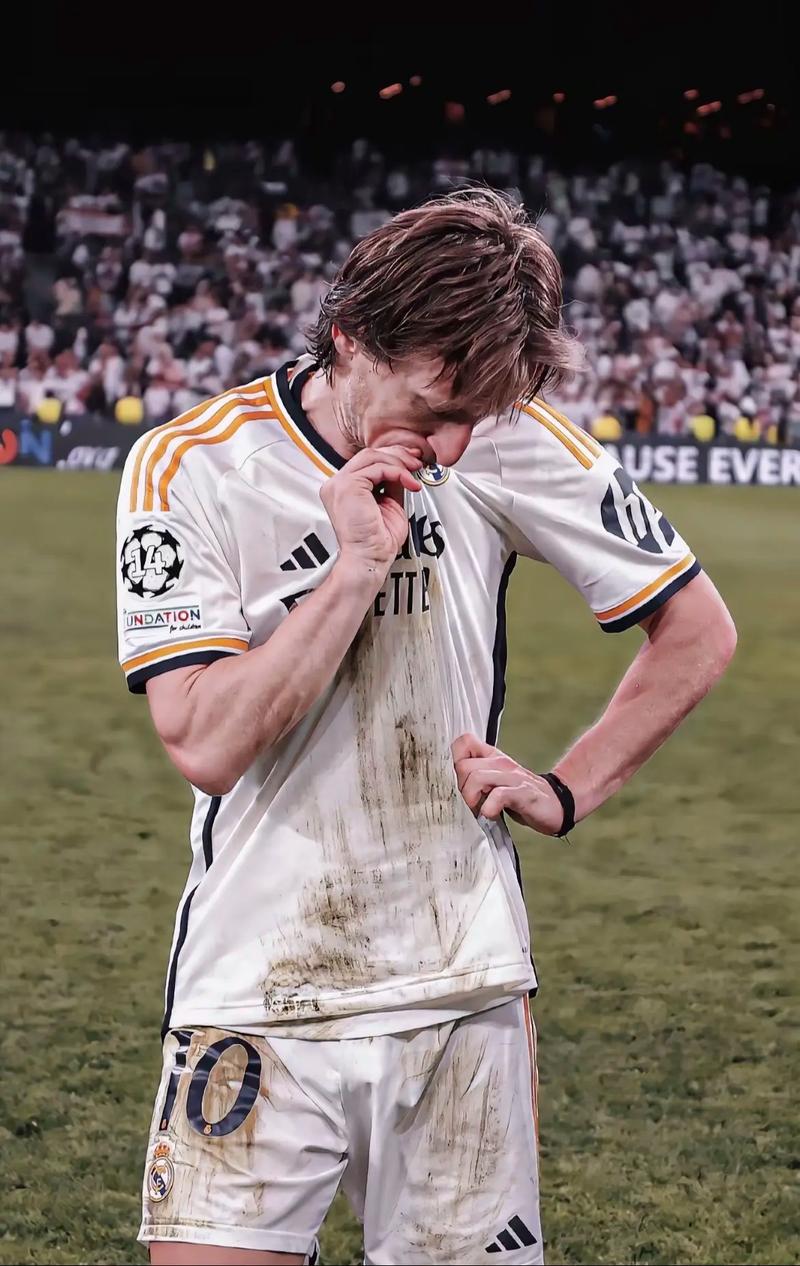 伊劳拉：对切尔西能拿到1分十分不易，我们的防守明显提升